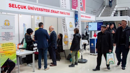 Selçuk Üniversitesinin Konya Tarım Fuarı’ndaki stantları yoğun ilgi görüyor